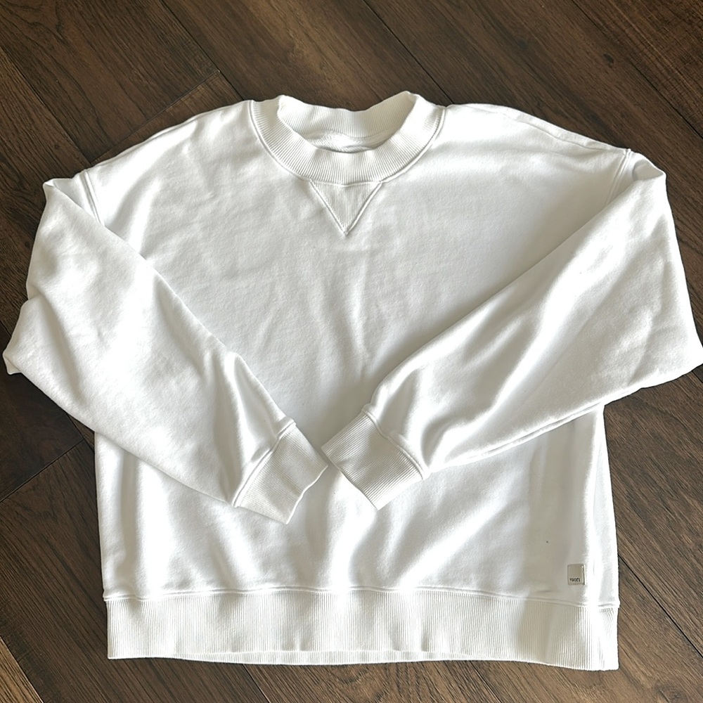 Vuori small crewneck